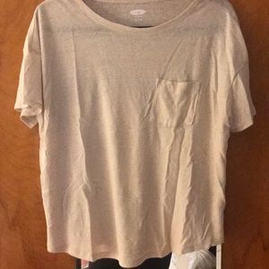 Old navy T-shirt